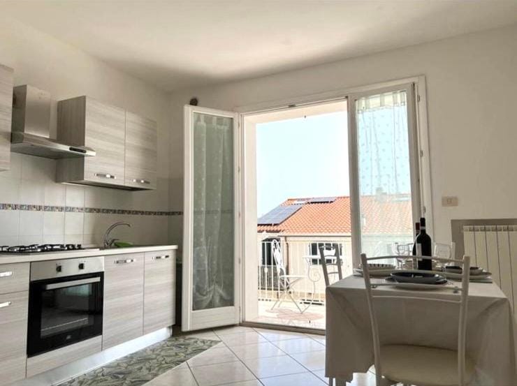 P081 - Porto Recanati, nuovo trilocale con balcone Apartment in Porto Recanati