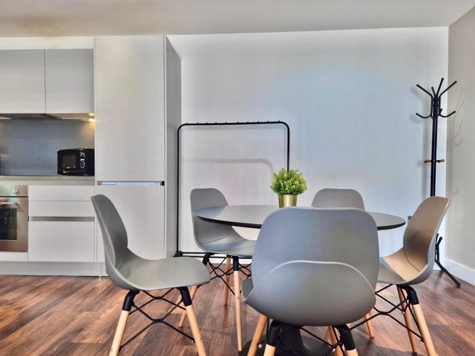 Modern Apartments near Oxford Road, Manchester City Centre Apartment in Manchester
