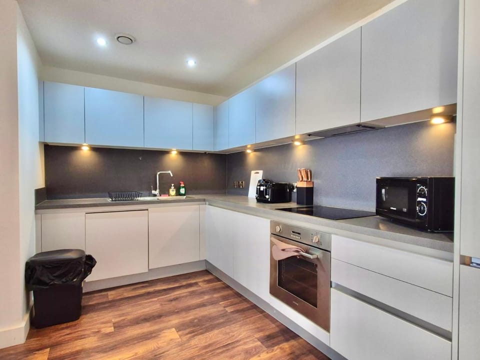 Modern Apartments near Oxford Road, Manchester City Centre Apartment in Manchester