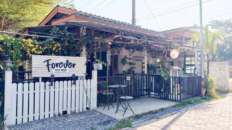 Forever Kohmook Bungalows Bed and Breakfast in Thailand