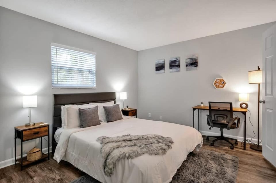 Modern 1 BR close to Downtown & Duke Apartment in Durham