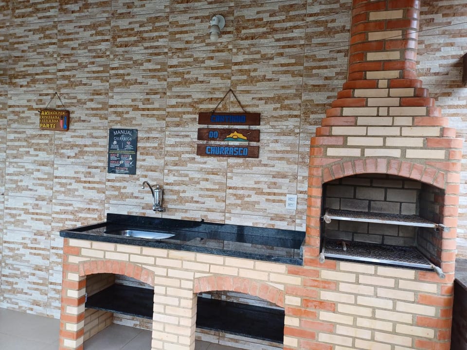 Casa em Unamar, Garagem, 2 quartos, Área Gourmet House in Cabo Frio