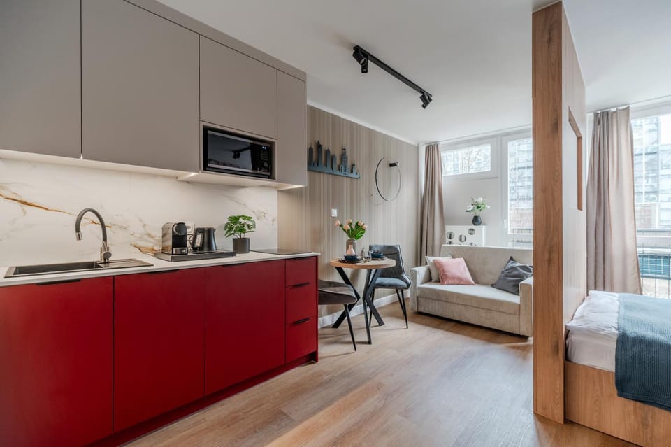 Kitchen or kitchenette, Seating area