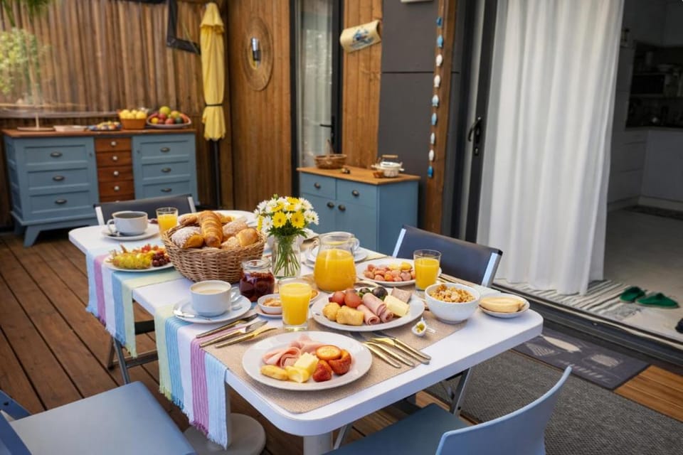 Charmant cocon avec grande terrasse - bord de mer Campground/ 
RV Resort in La Bernerie-en-Retz