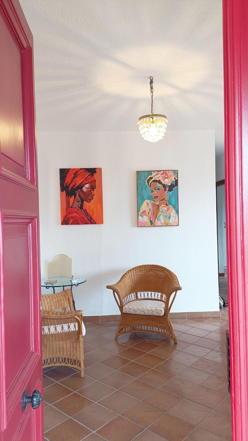 Living room, Decorative detail