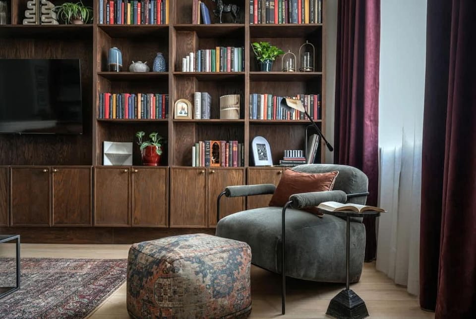 Cozy Artisan Loft with Literary Charm - Book Binder House in Philadelphia