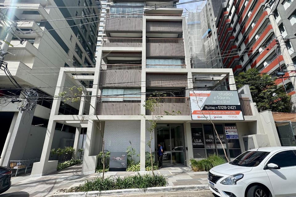 B - Think Vila Madalena - 75 Apartment in Sao Paulo City