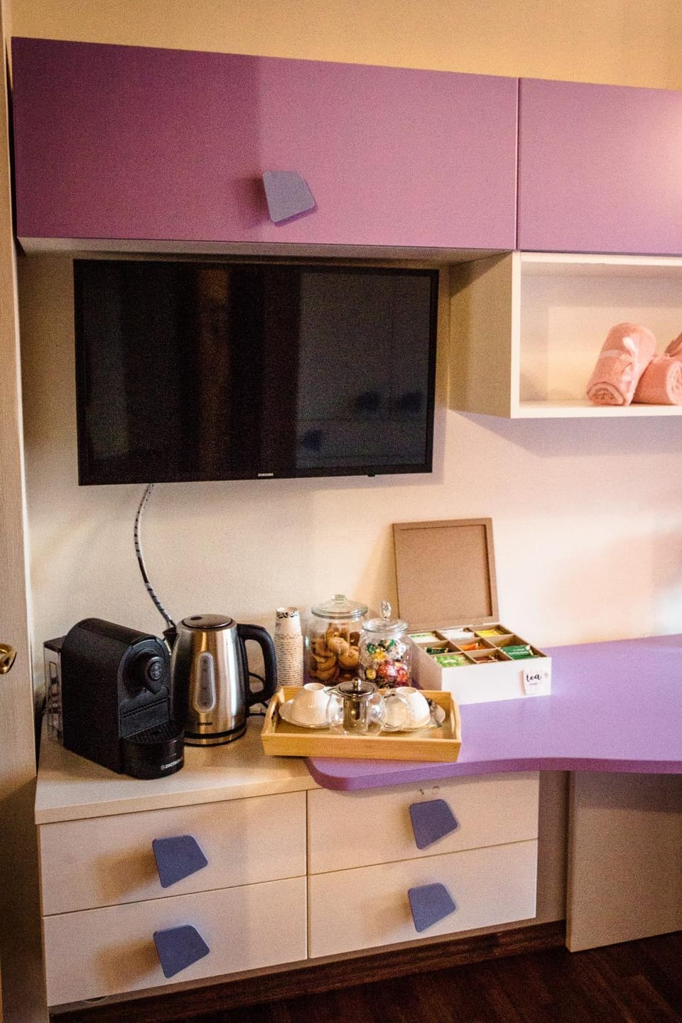 Coffee/tea facilities