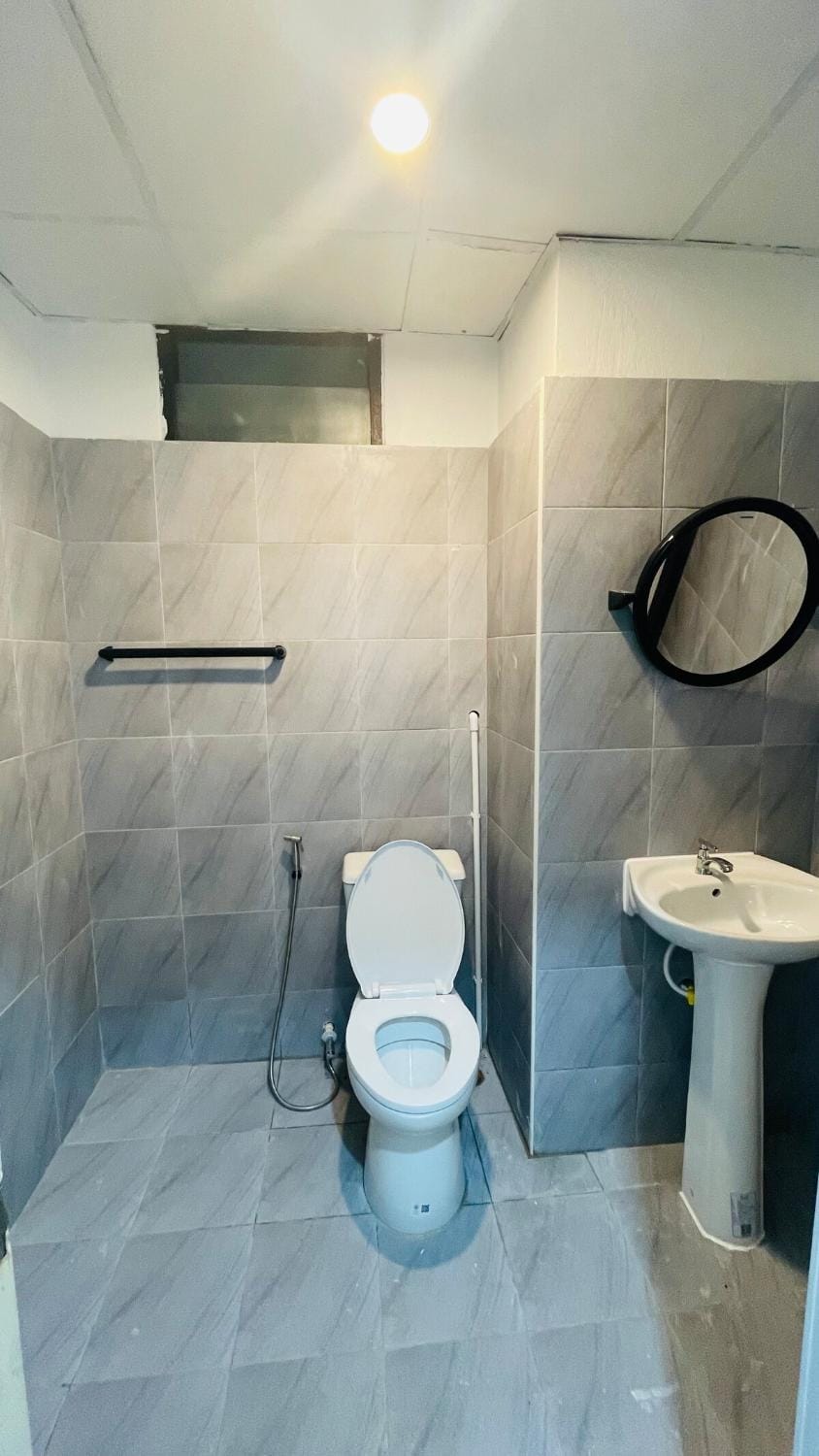 Very budget 1 bedroom for sleep and a lot of space to stay Apartment in Wichit