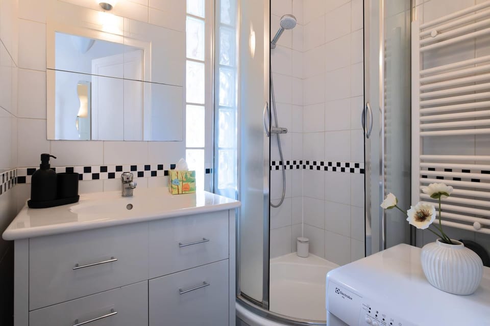 Cozy Studio near Latin Quarter Apartment in Paris
