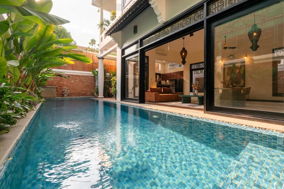 Pool view, Swimming pool