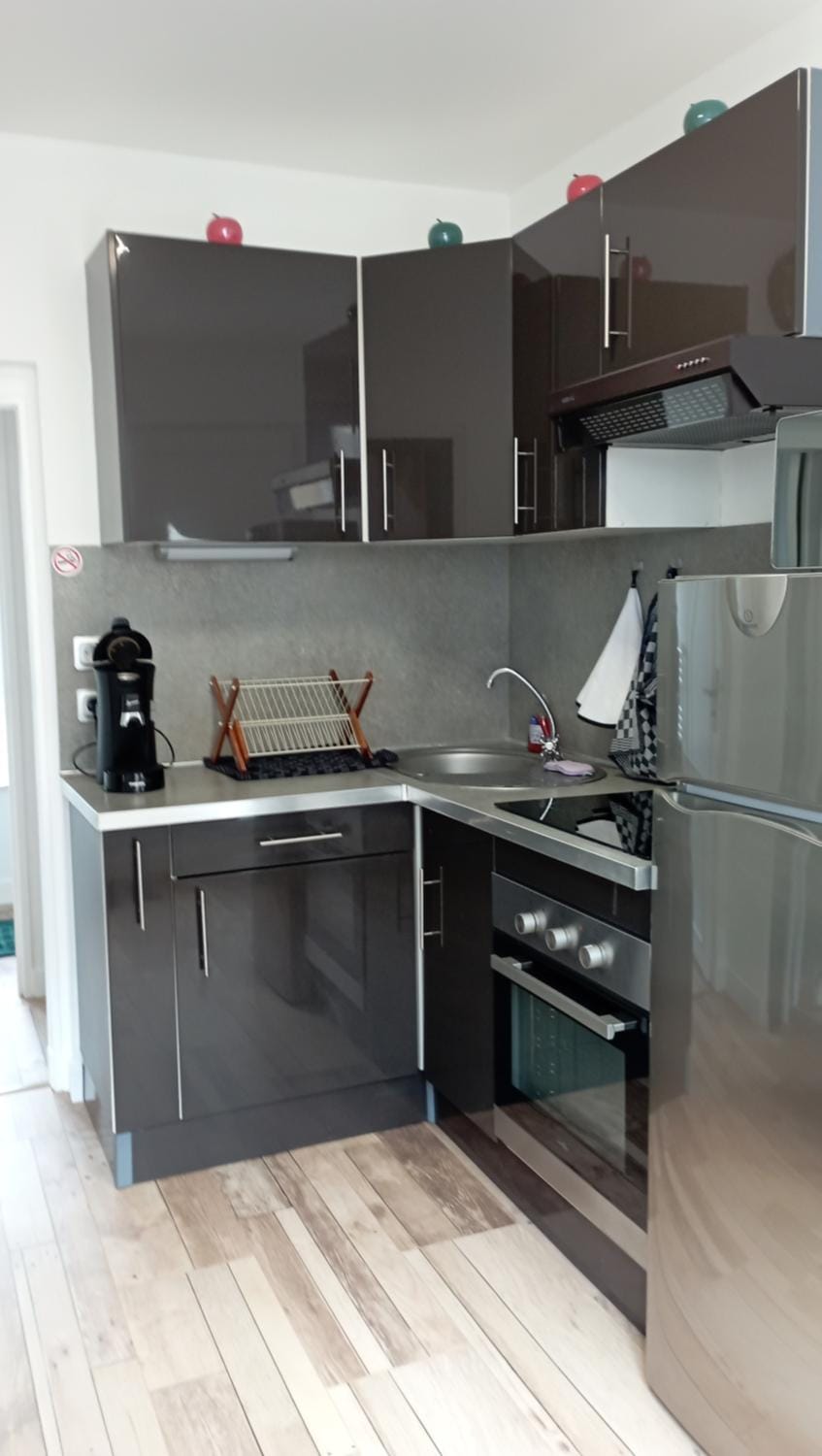Au 24 a connerre Apartment in Pays de la Loire
