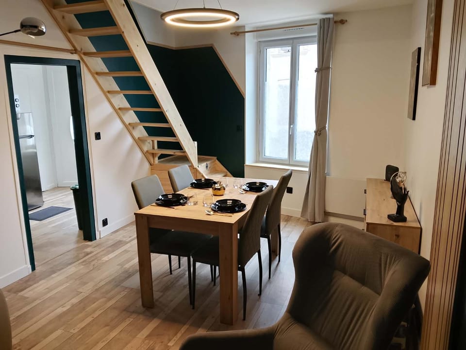 Au 24 a connerre Apartment in Pays de la Loire