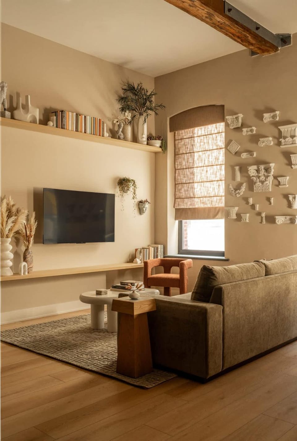 Chic Artisan Loft w Stylish Design - The Sculptor House in Philadelphia