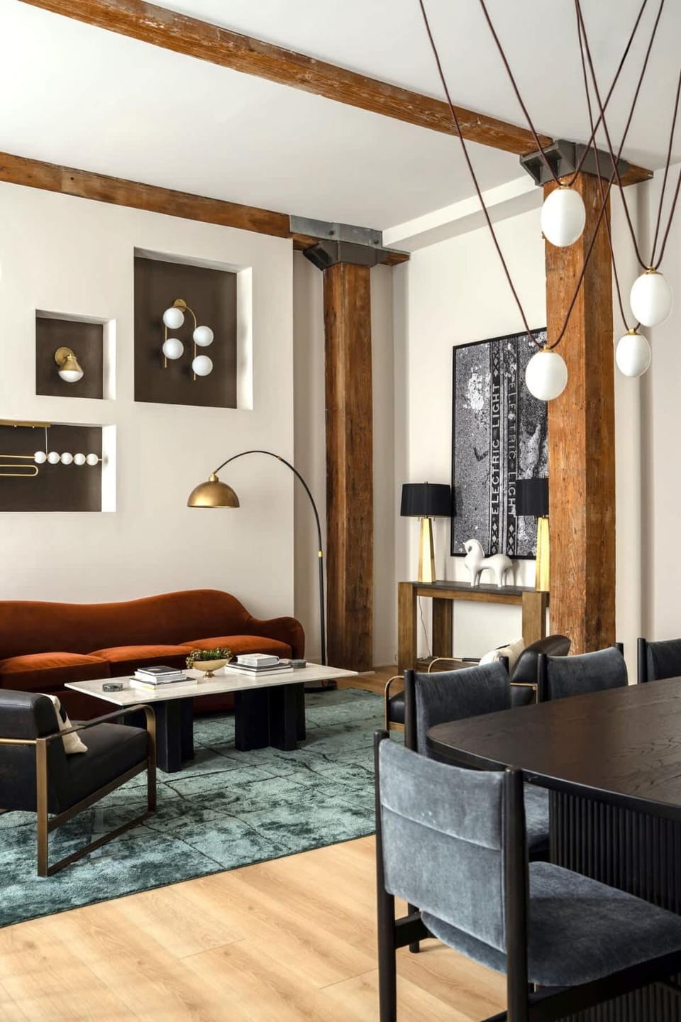 The Artisan's Duplex - 8Bed -5Bath with 2 Car Parking House in Philadelphia
