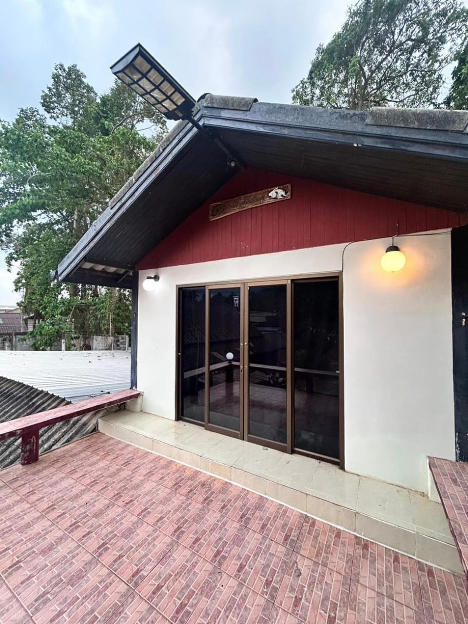 Property building, Neighbourhood, View (from property/room), View (from property/room), Balcony/Terrace, Garden view, Garden view, Landmark view, Landmark view, Mountain view, Mountain view