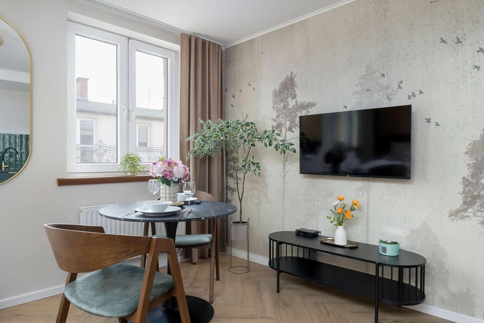 TV and multimedia, Seating area
