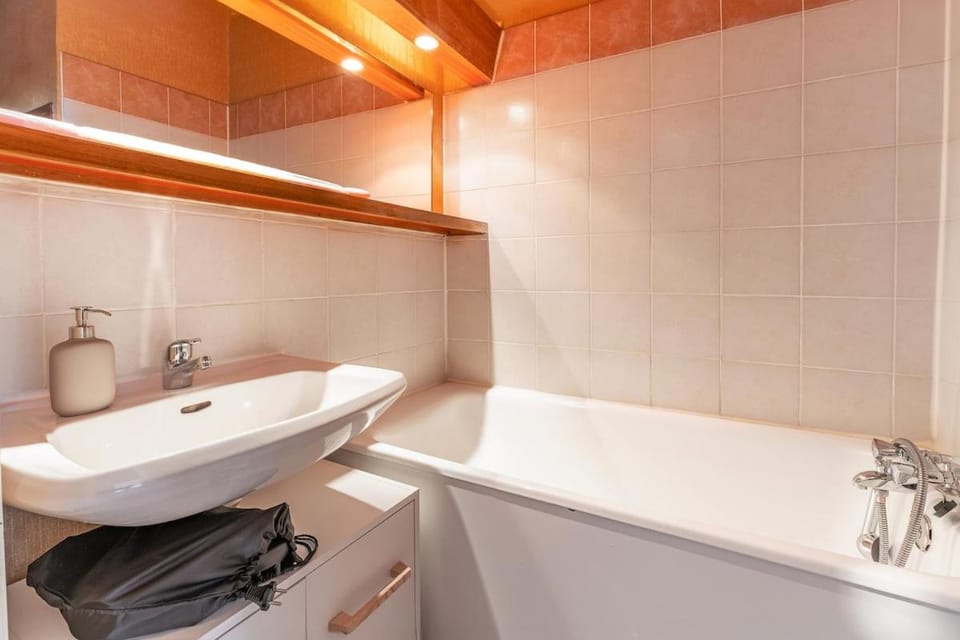 Sauna, Bathroom