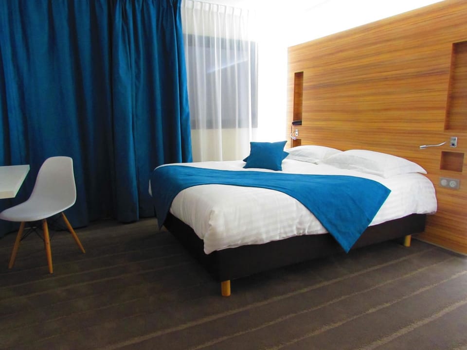 Brit Hotel & Spa Saint Brieuc Plérin Hotel in Plérin