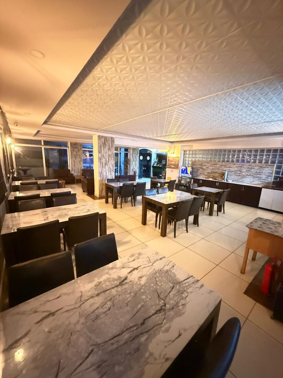 Banquet/Function facilities, Breakfast