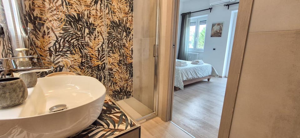 Shower, Bed, Bathroom
