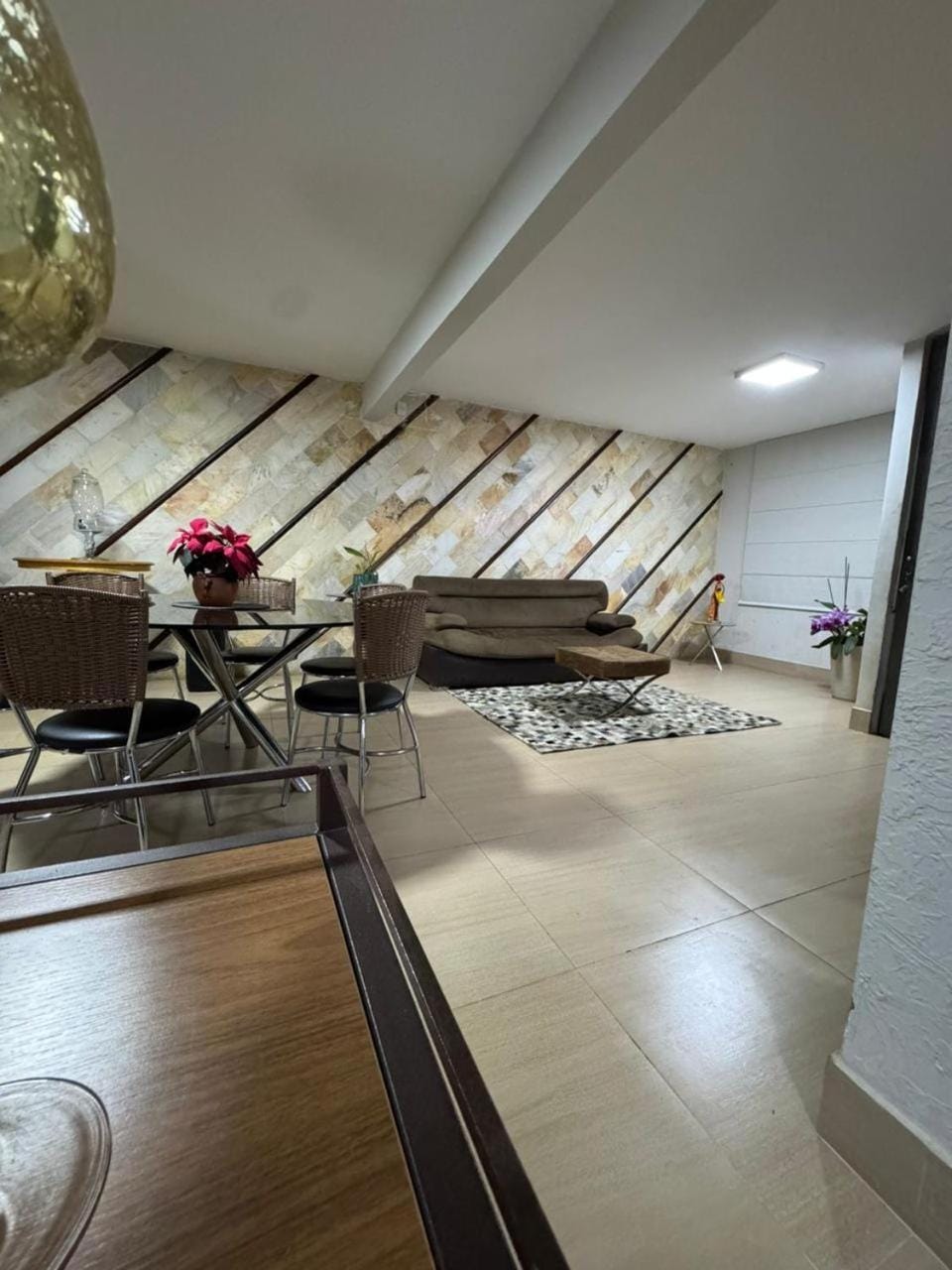 Excelente Casa para 10 pessoas proximo ao Shopping Flamboyant- Serra Dourada-Autódromo House in Goiania