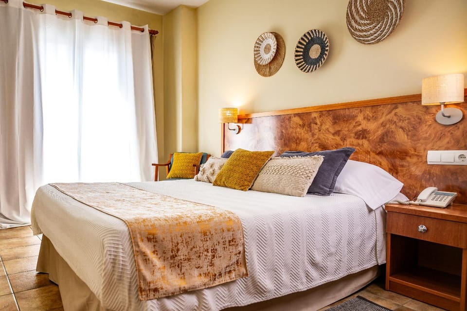 Bed, Balcony/Terrace, Photo of the whole room