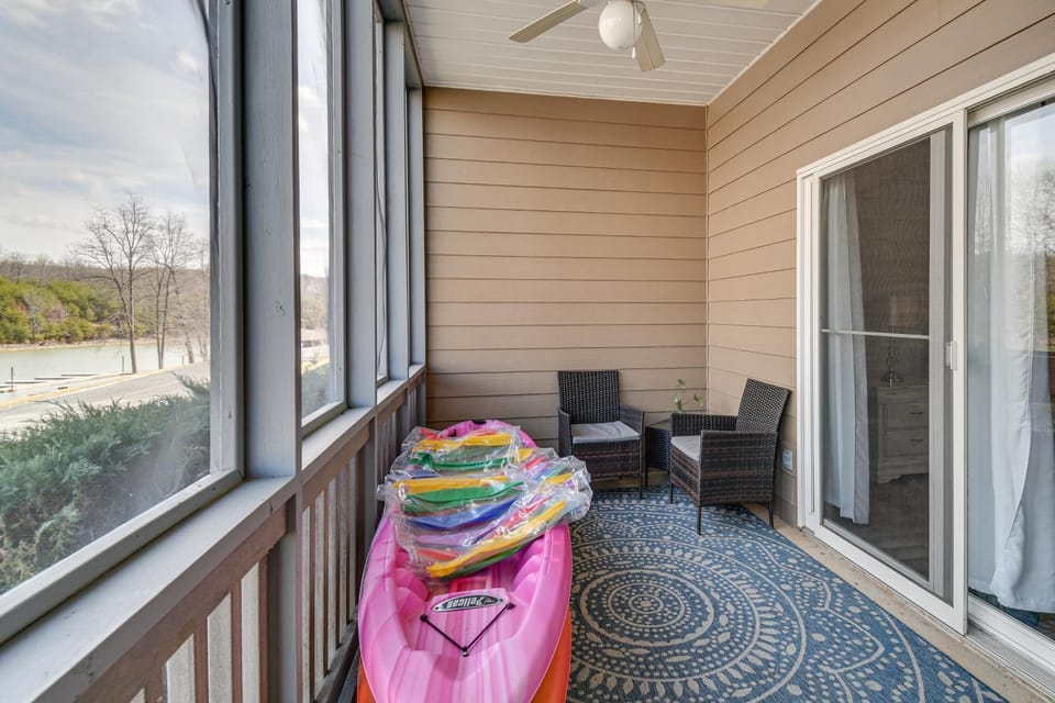 Smith Mtn Lake Fun! Resort-Style Family Retreat House in Smith Mountain Lake