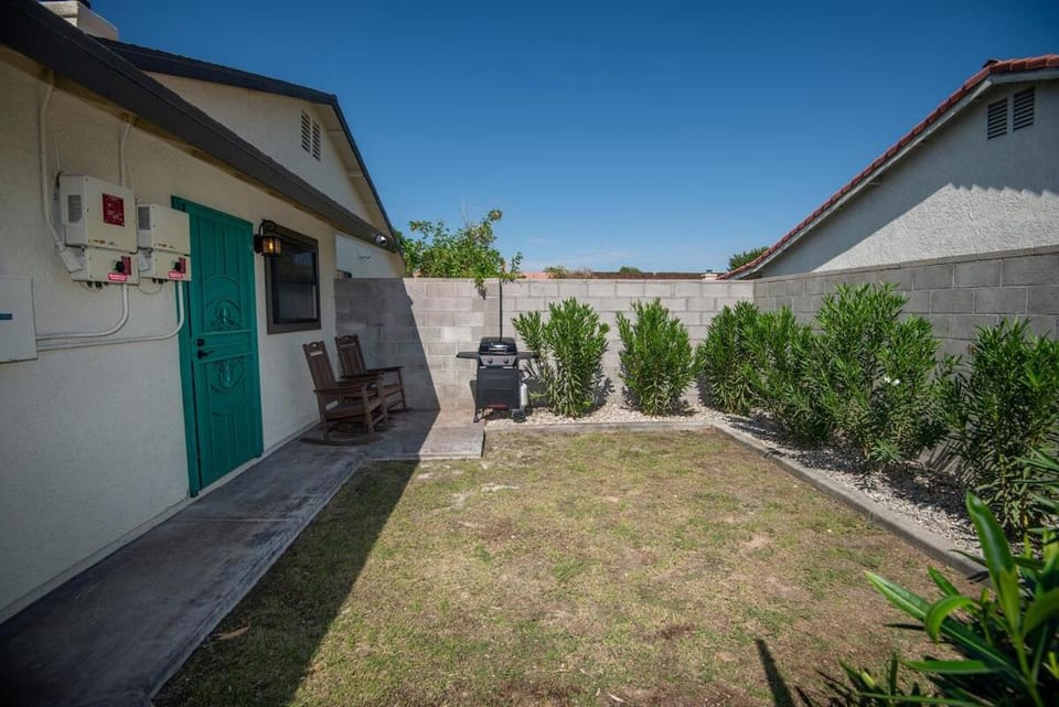 Cozy 1-Bedroom Getaway with All the Essentials House in Yuma