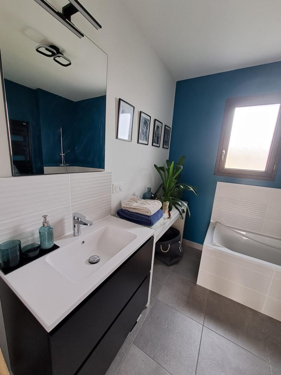 Chambres 24h & GP Moto Bed and Breakfast in Pays de la Loire