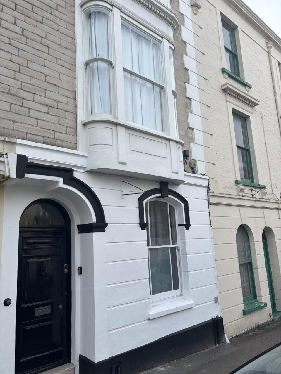 Sleeps 7 Beaches, restaurants, buses, nearby! House in Ryde