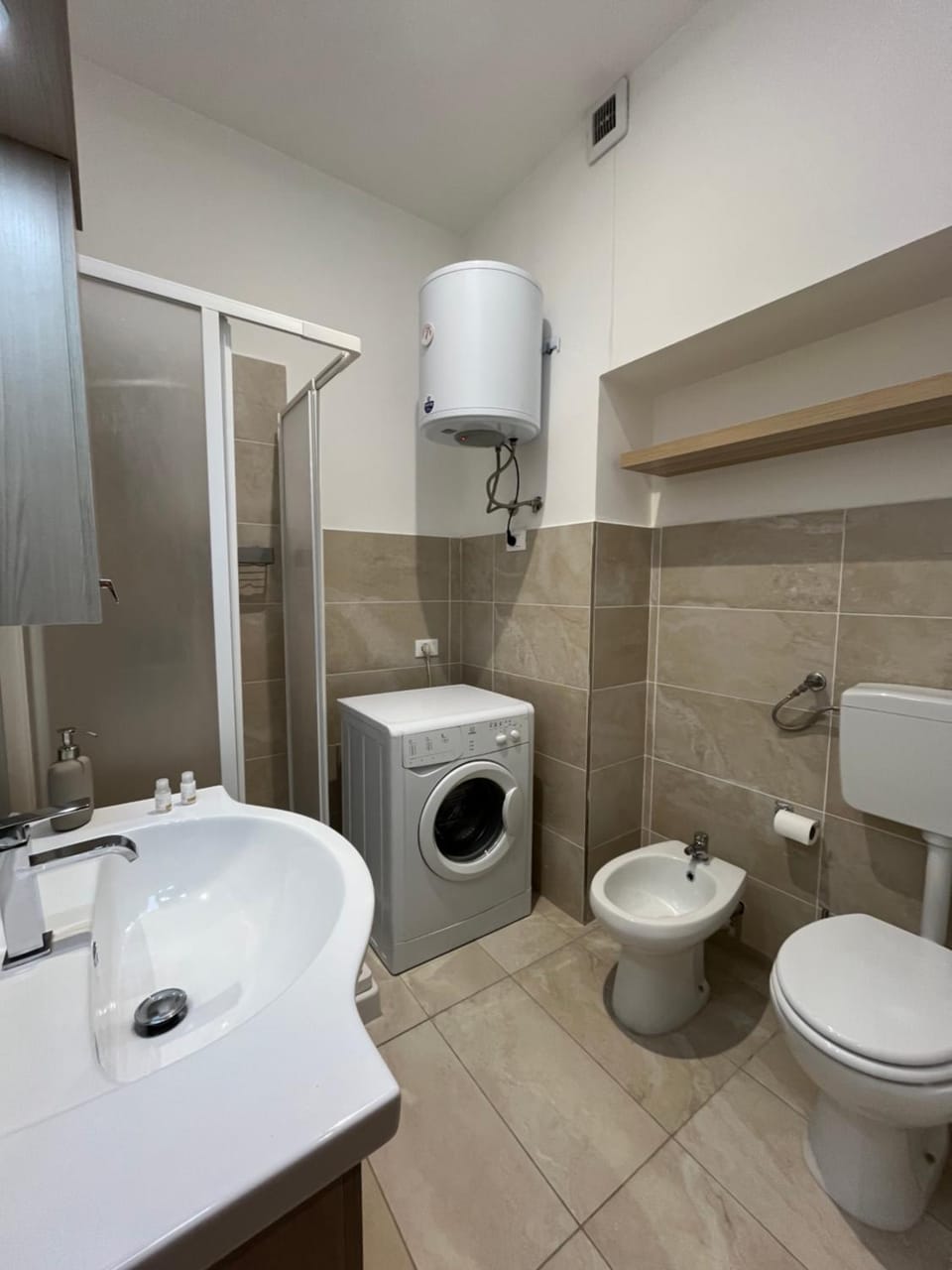 Shower, Toilet, Bathroom, bidet, washing machine