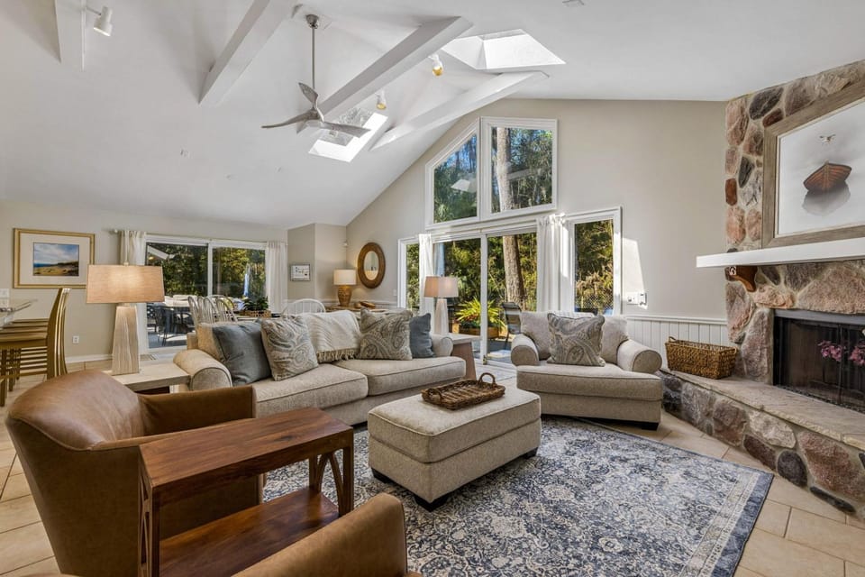 2 Sandpiper Street House in North Forest Beach