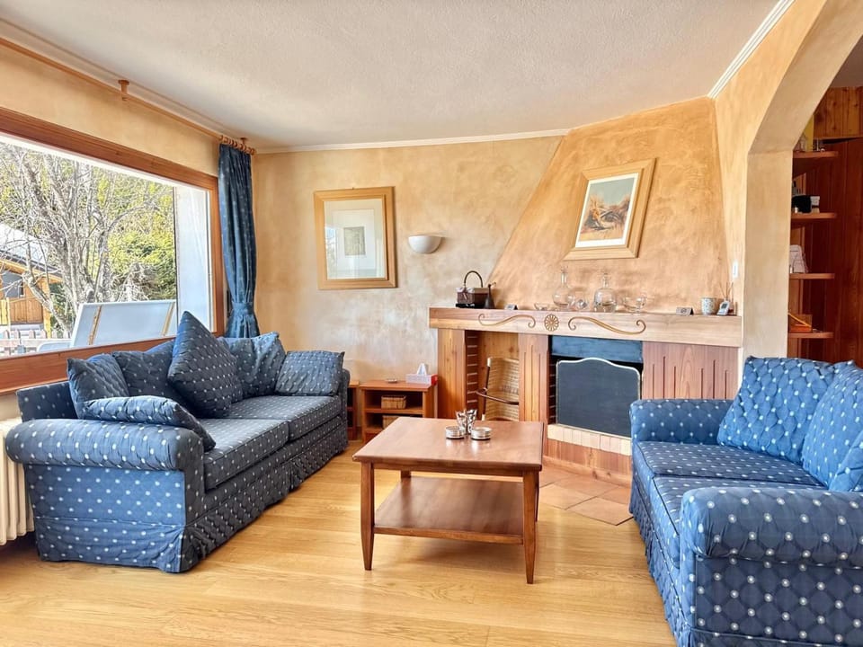 Chalet Le Nid D'argent - Dans la nature Chalet in Crans-Montana