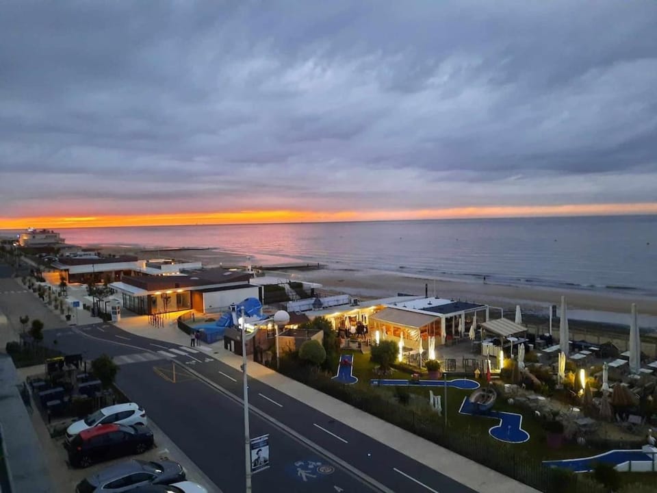 Sea view Apartment in France