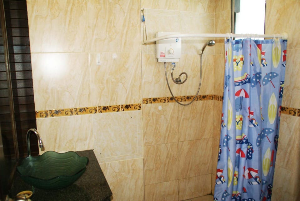 Bathroom, Decorative detail, On site