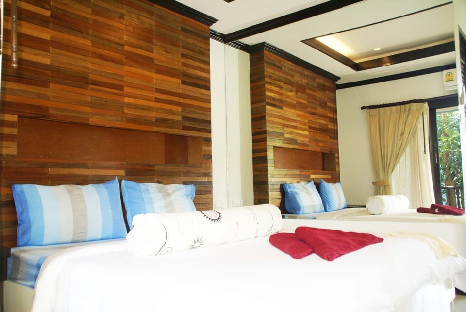 Bed, Decorative detail, Bedroom