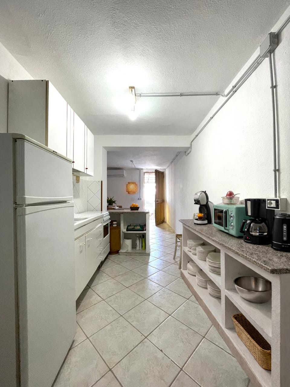 Coffee/tea facilities, Kitchen or kitchenette, microwave
