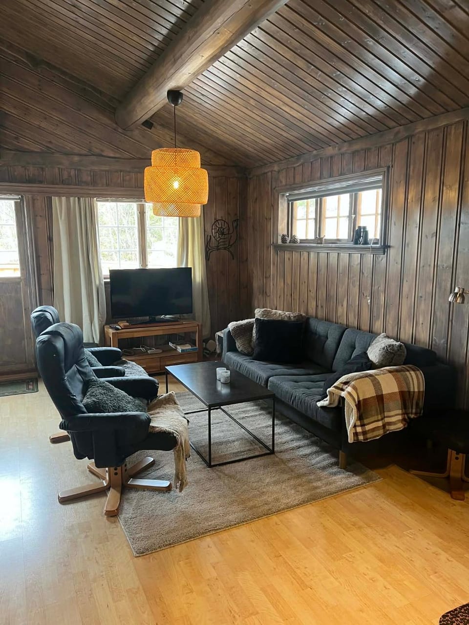 Koselig hytte med bra solforhold på Skeikampen House in Innlandet
