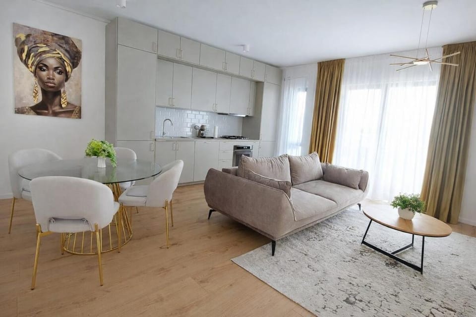 Kitchen or kitchenette, Living room, Seating area