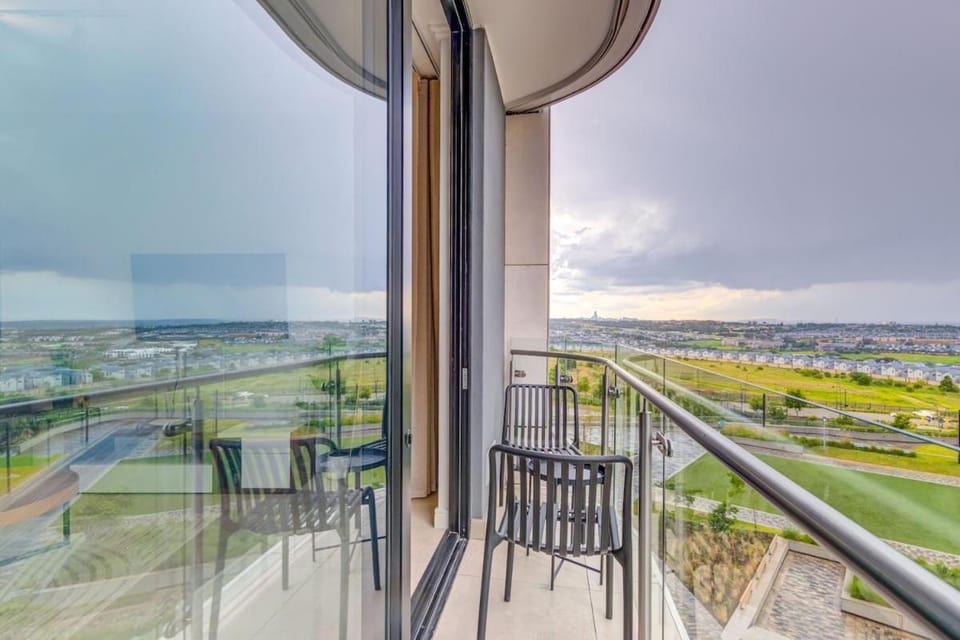 Solitude Studio Apartment, Ellipse, Midrand Apartment in Sandton