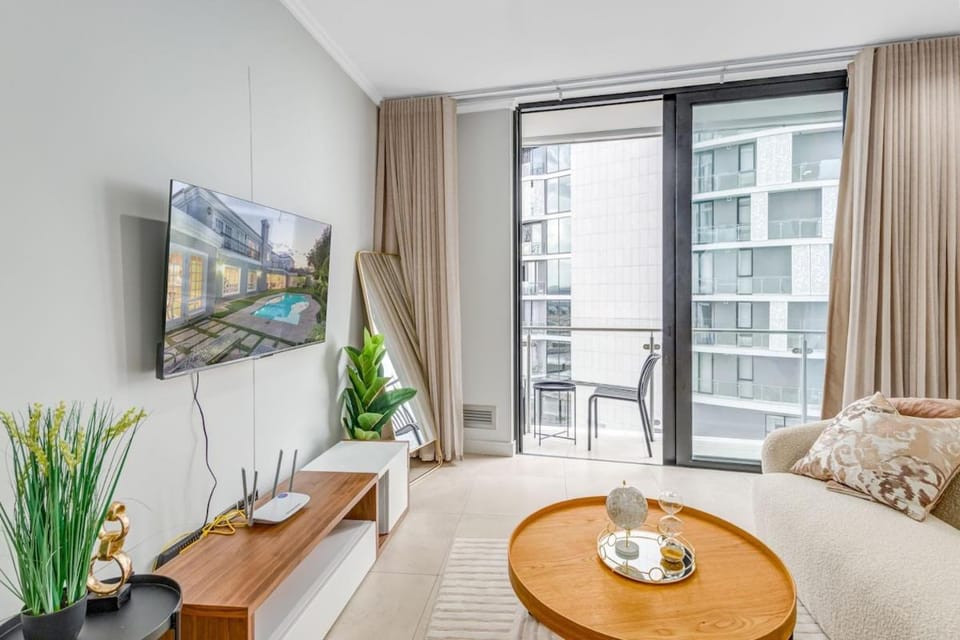 Solitude Studio Apartment, Ellipse, Midrand Apartment in Sandton