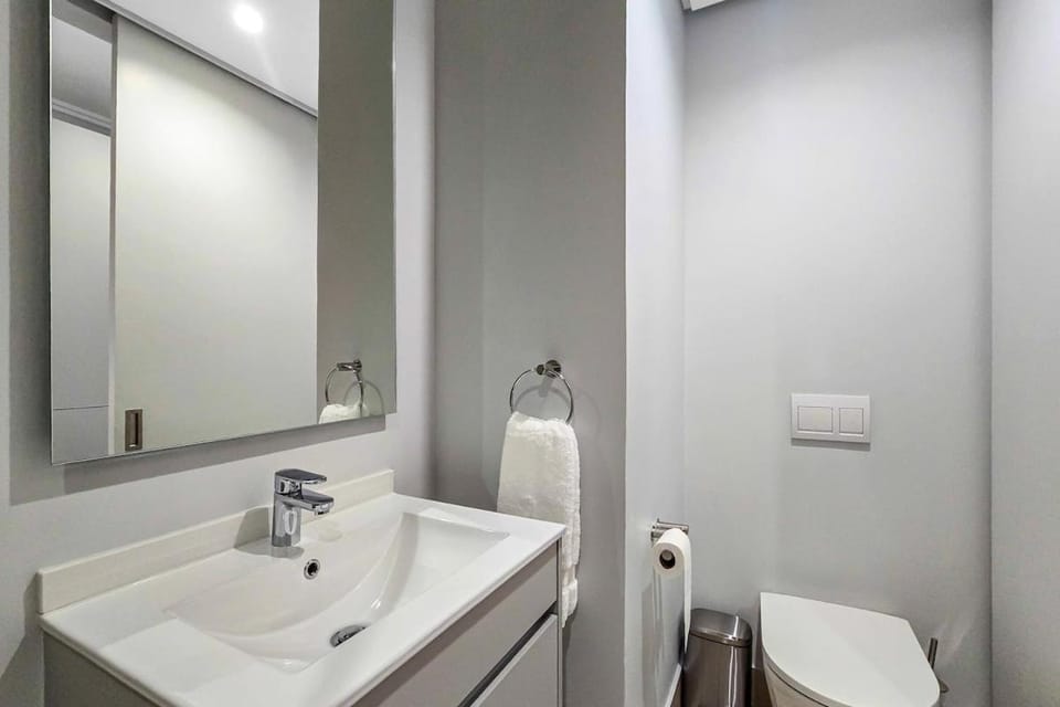 Solitude Studio Apartment, Ellipse, Midrand Apartment in Sandton