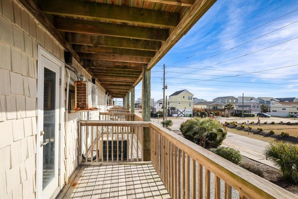 Surf City Beach Stay- Dolphins Drift Motel Unit Apartment in Surf City