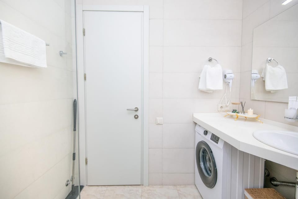 ProRealty - King David Residence, luxurious and cozy 1BR apartment Apartment in Tbilisi, Georgia