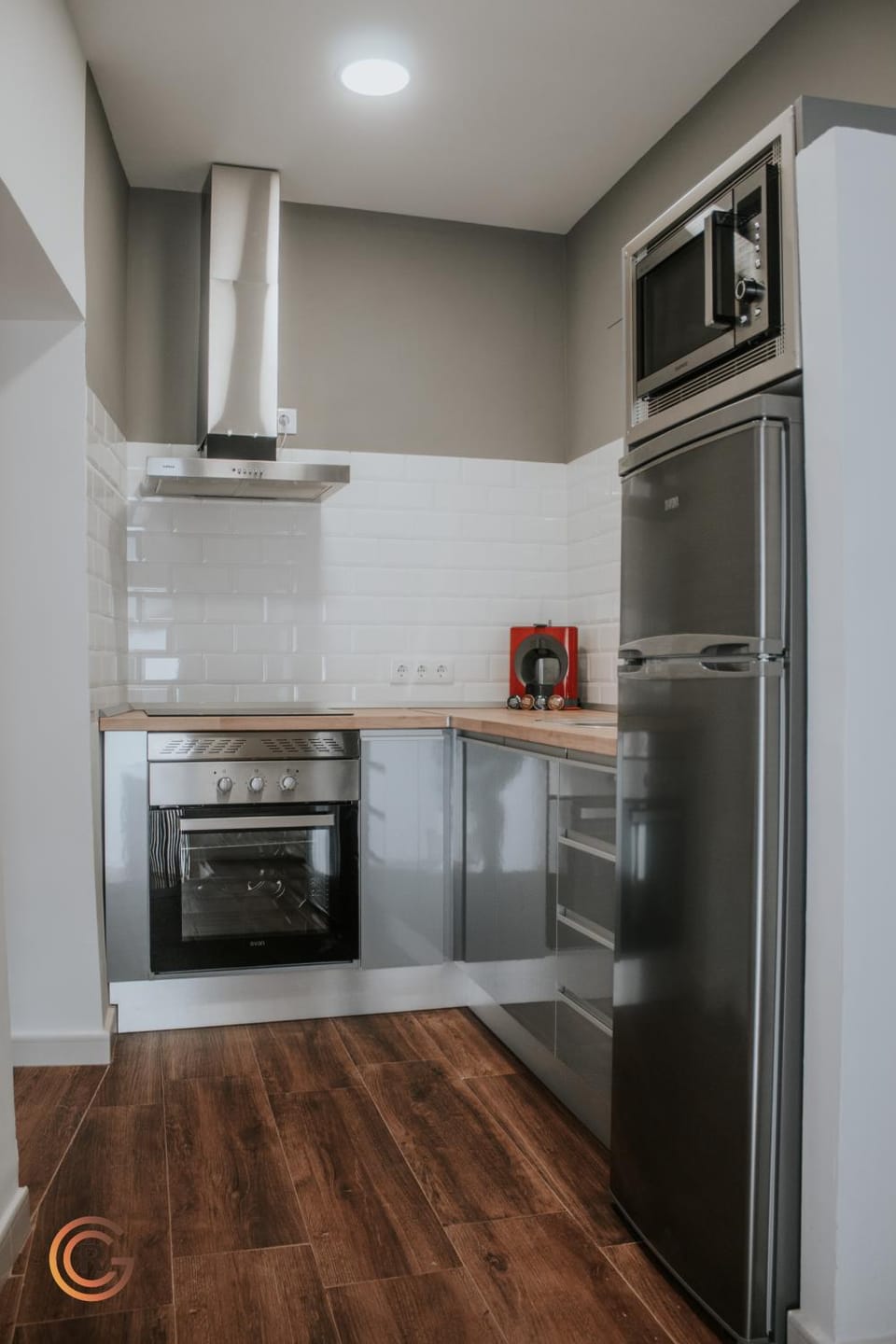 Kitchen or kitchenette