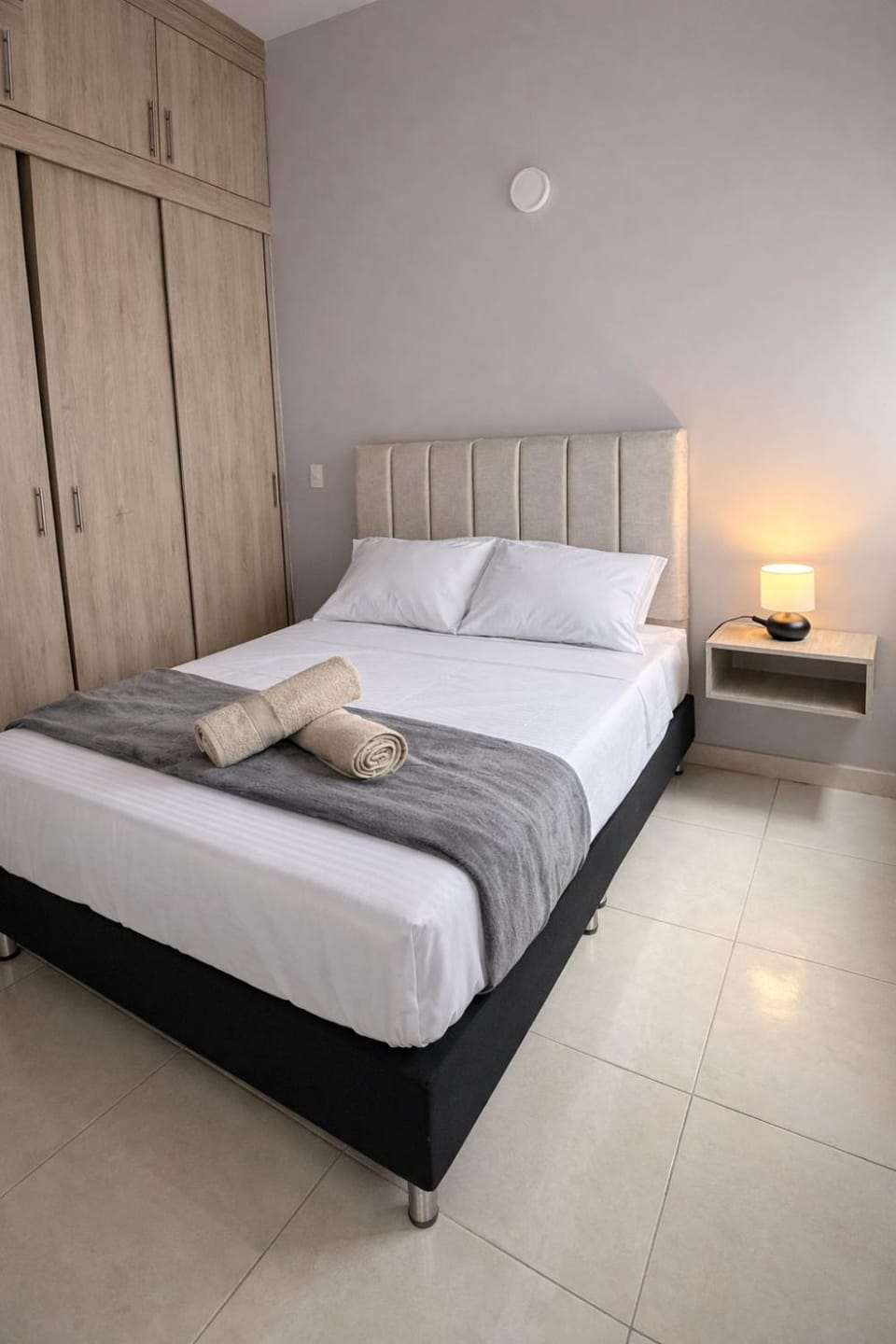 Apartamento, Jacuzzi, Terraza, Parking Apartment in Medellin