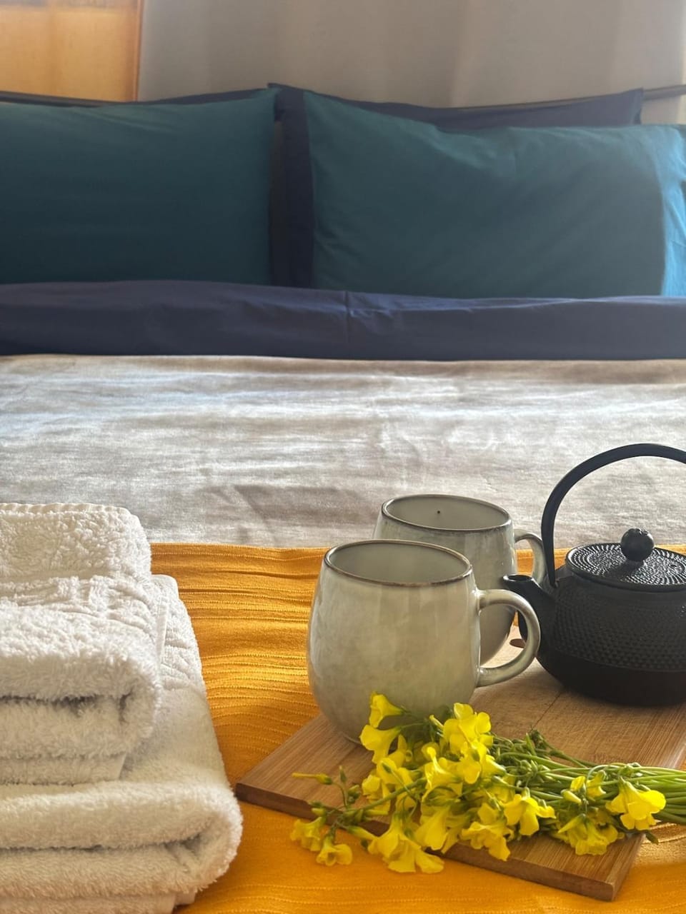 Bedroom, room service, room service