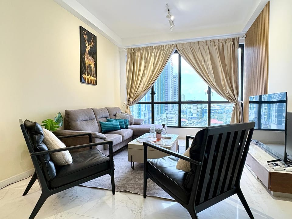 TV and multimedia, Living room, City view, air conditioner