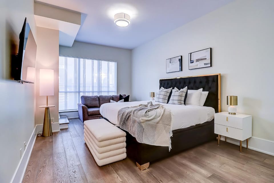 Skyline Penthouse Apartment hotel in Toronto